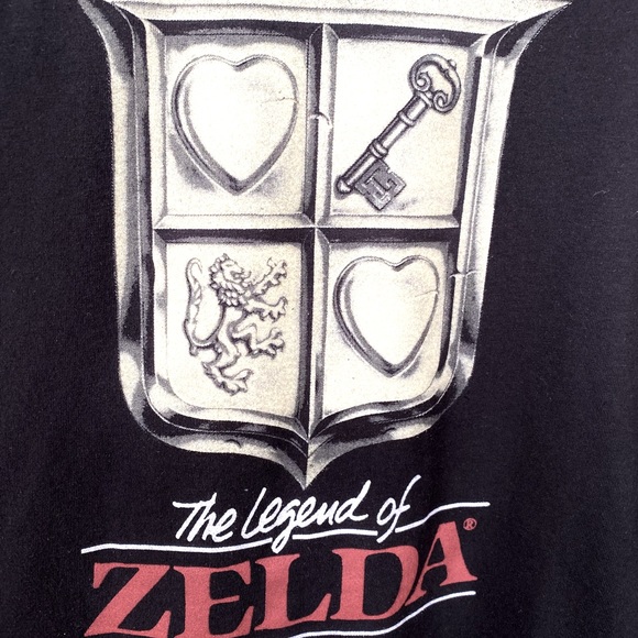 The Legend of Zelda T-shirt Size Medium - Picture 3 of 5